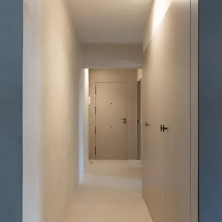 Completamente Reformado Con Vistas Al Mar Y Piscina * Торевьиа