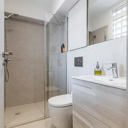 Completamente Reformado Con Vistas Al Mar Y Piscina *