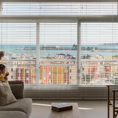 Completamente Reformado Con Vistas Al Mar Y Piscina